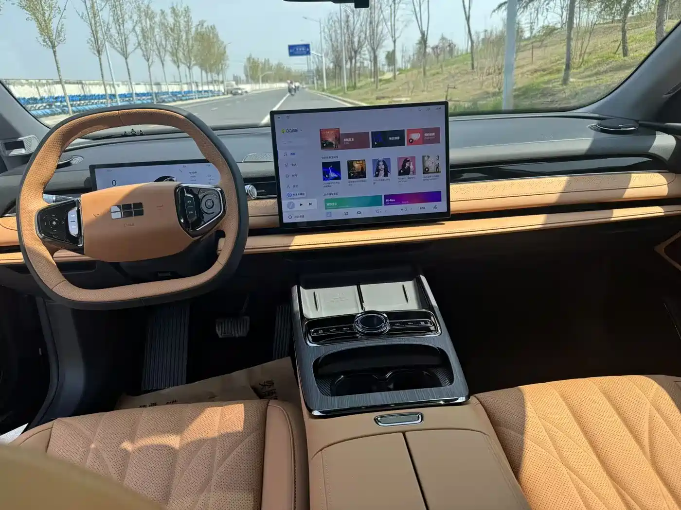 GEELY GALAXY GALAXY SPARKLE 8