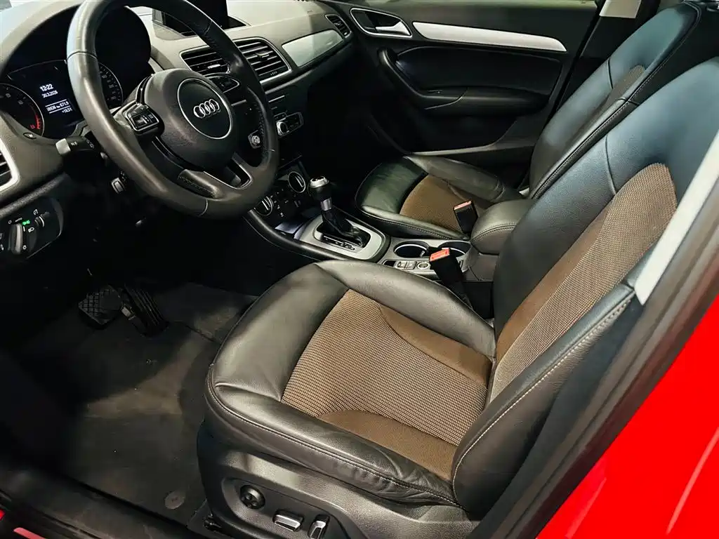 Audi Q3 2017 30 TFSI Fashion фото 10