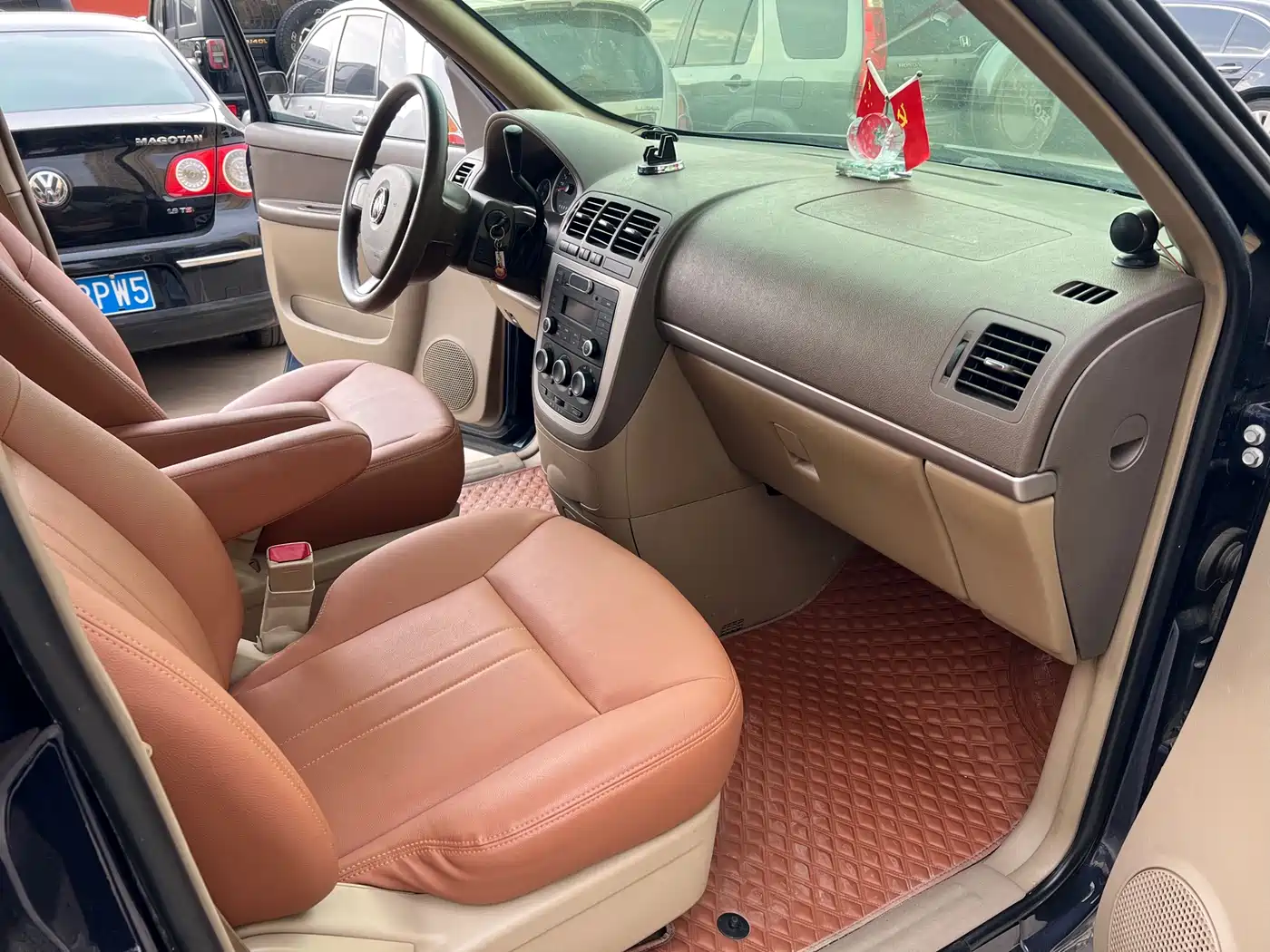 Buick GL8 2014 2.4L Classic Edition фото 4