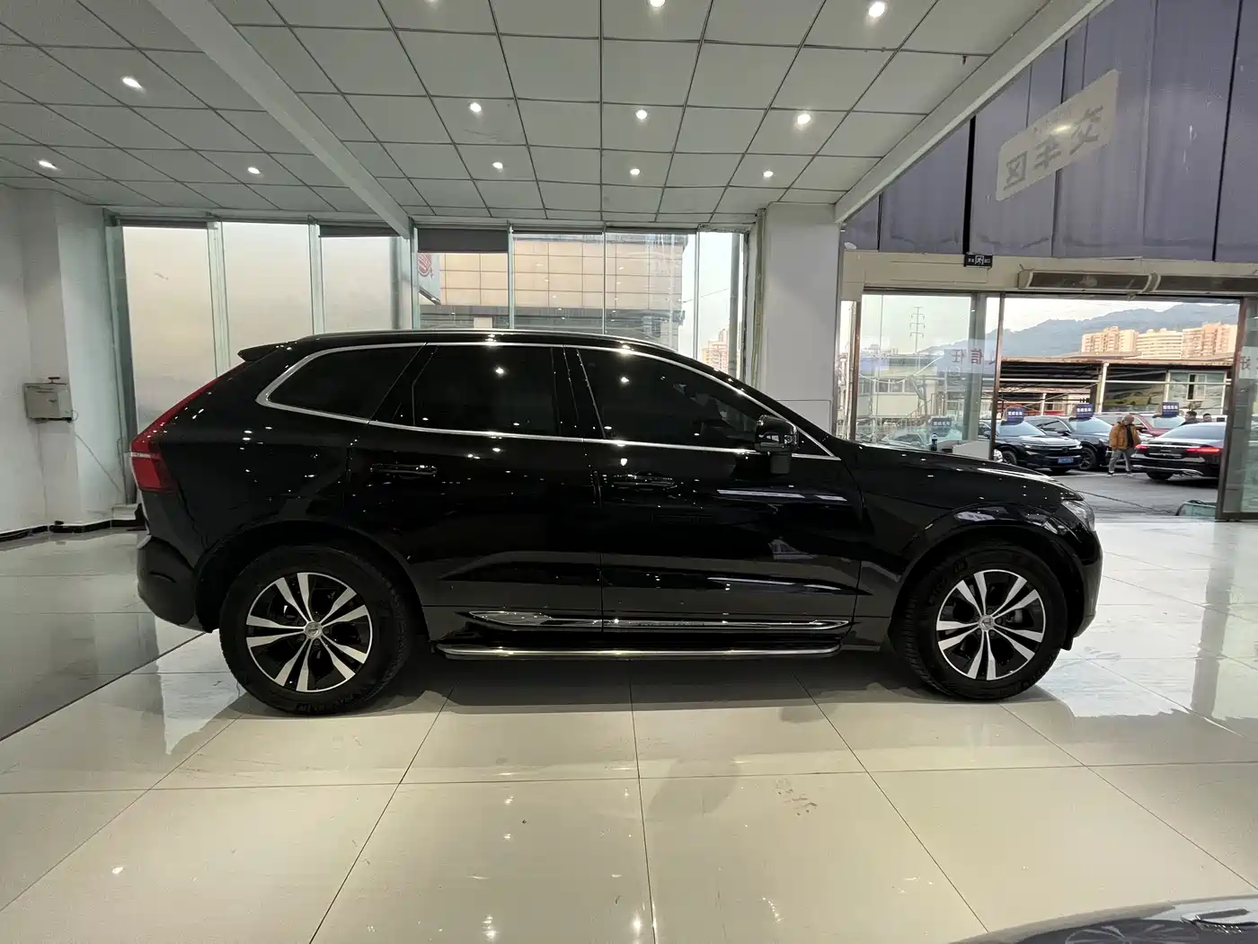 Volvo XC60 2025 2025 B5 AWD Smart Luxury Edition
