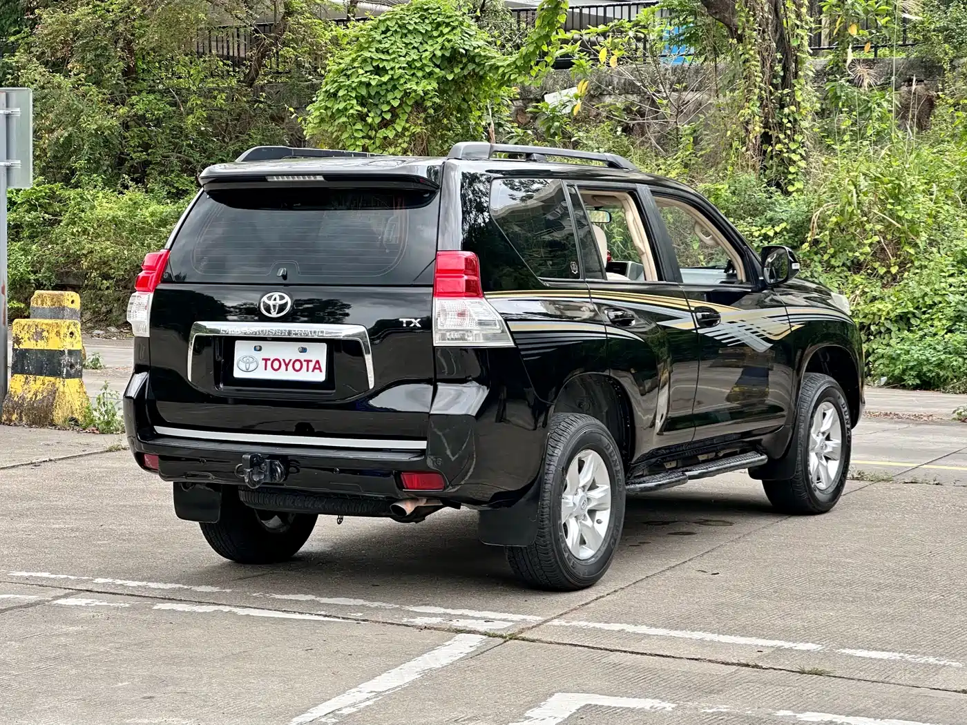 Toyota Prado (Import) 2010 2.7L Automatic Standard фото 14