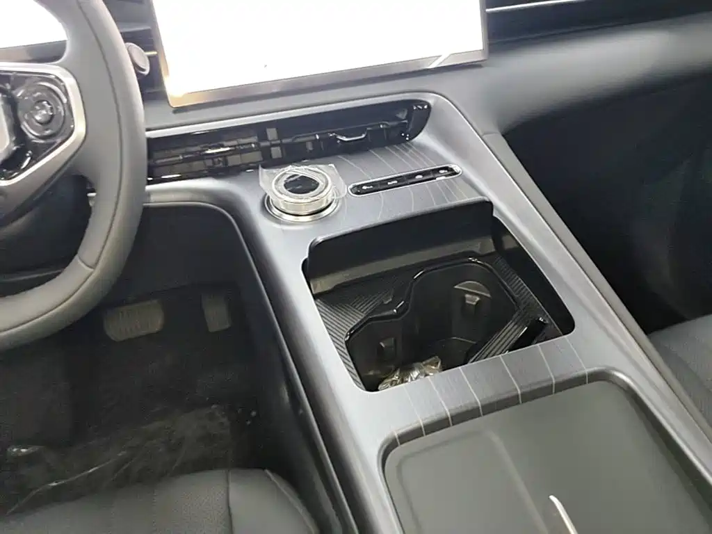 Geely Galaxy Galaxy E5 2026 2026 530km Voyager Edition