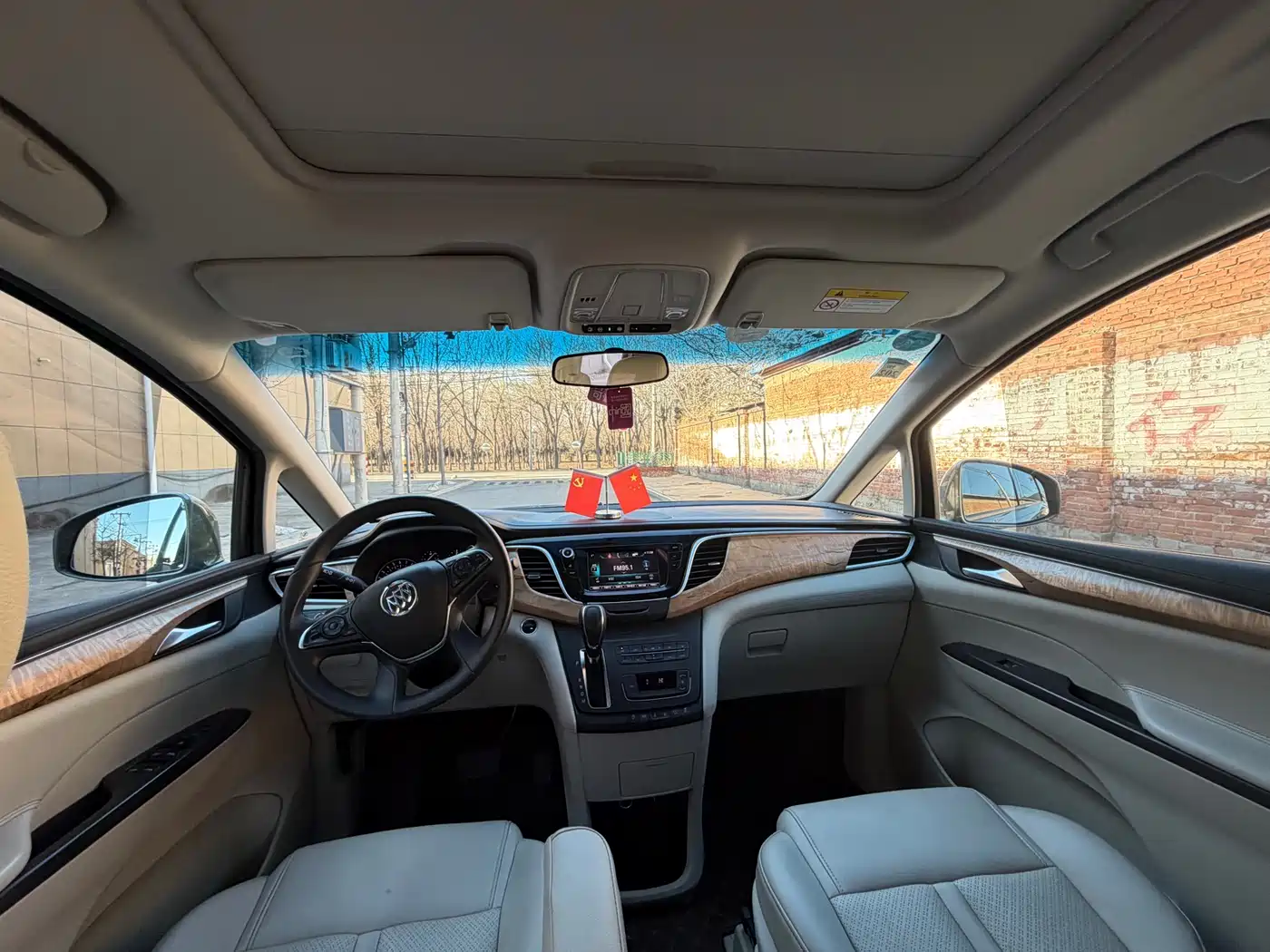 Buick GL8 2017 ES 28T Comfort Type China V фото 10