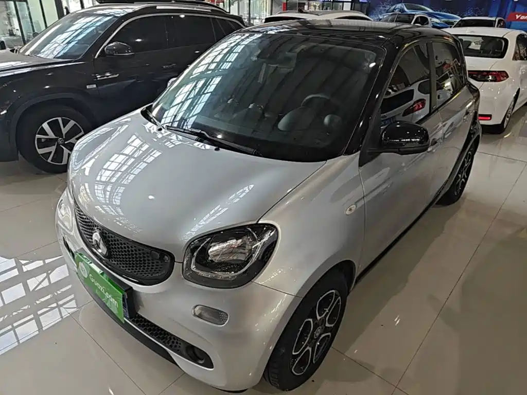 smart forfour 2018 2018 0.9T 66kW Pioneer Edition