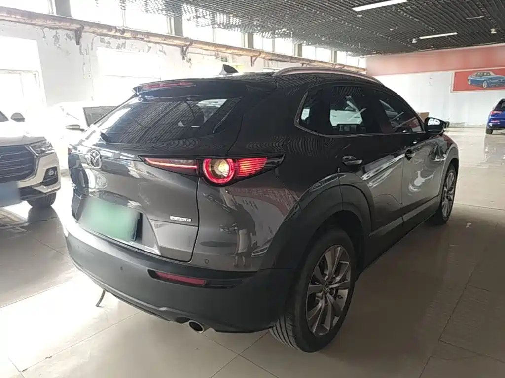 Photo 7 - Mazda CX-30