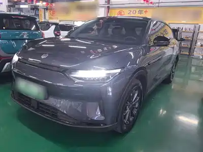 Leapmotor C11