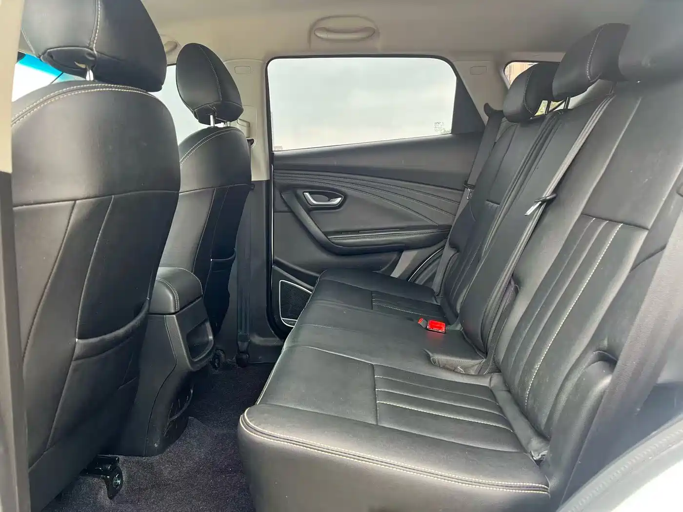 Jetour X70M 2022 2022 1.5T Manual Avant-garde Partner 7-seater