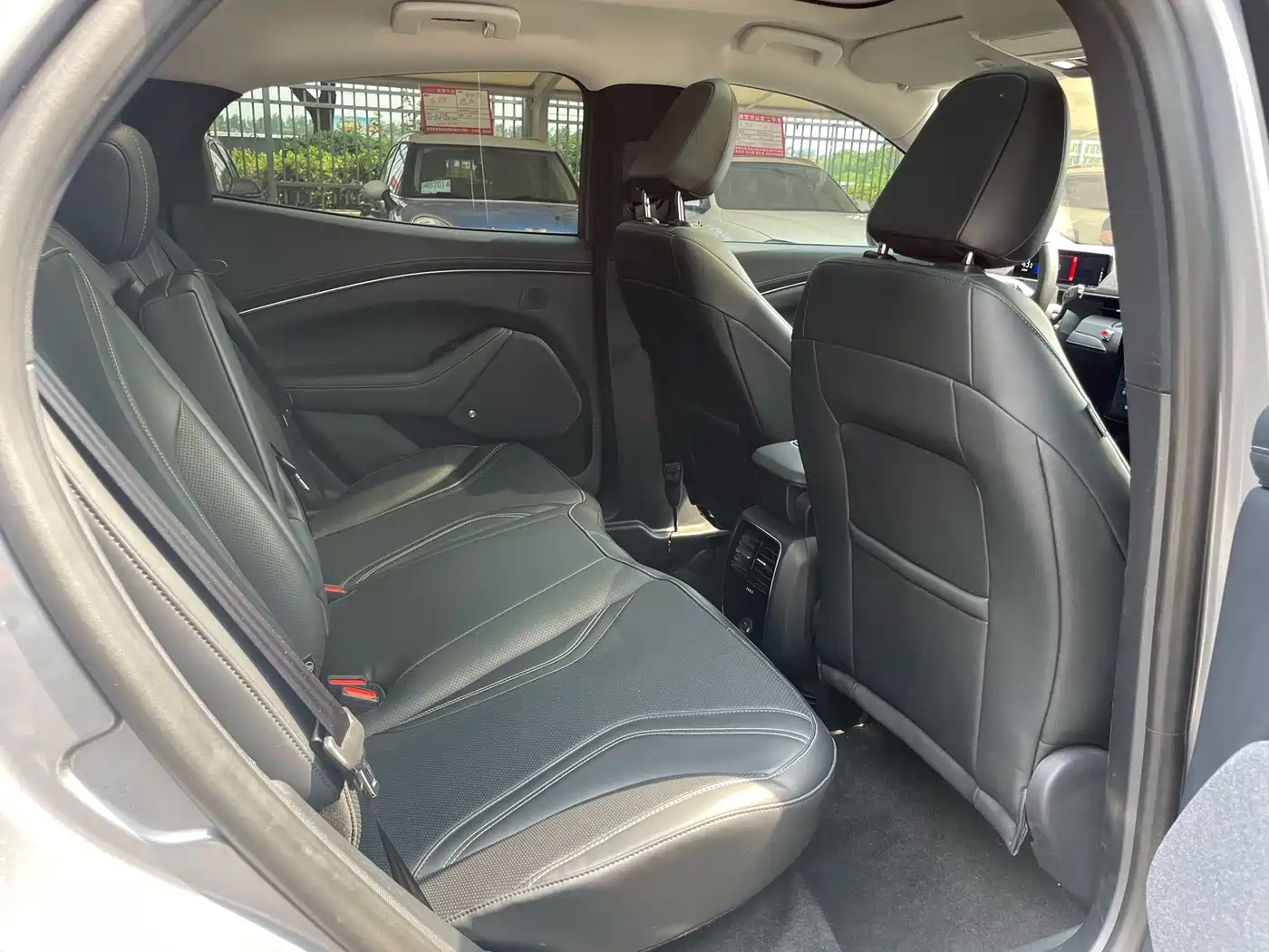Ford Mustang Mach-E 2023 2021 Boundless RWD Luxury (Long Range)