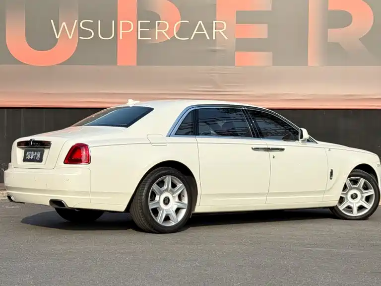 Фото 3 - Rolls-Royce Ghost