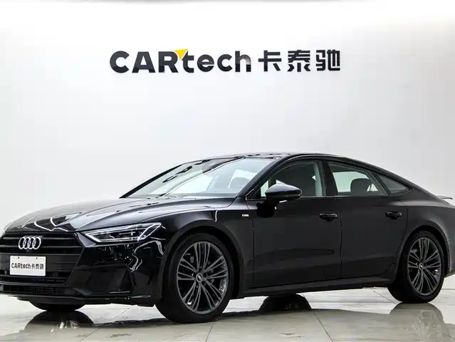 AUDI A7 2023
