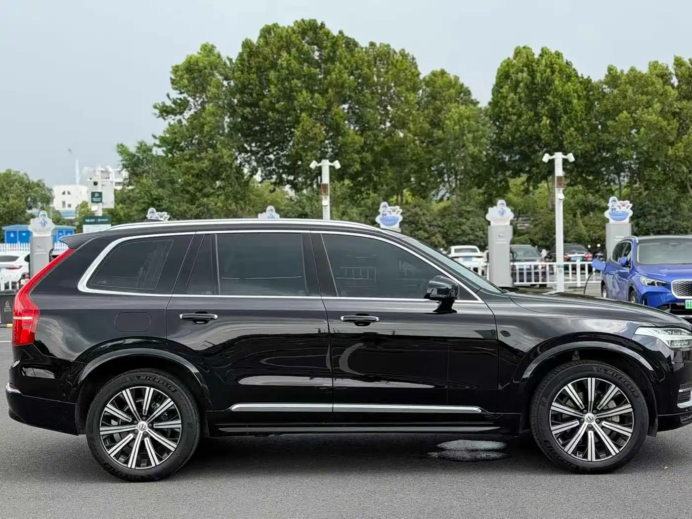Volvo XC90 2023 2023 B5 Smart Luxury Edition 5-Seater