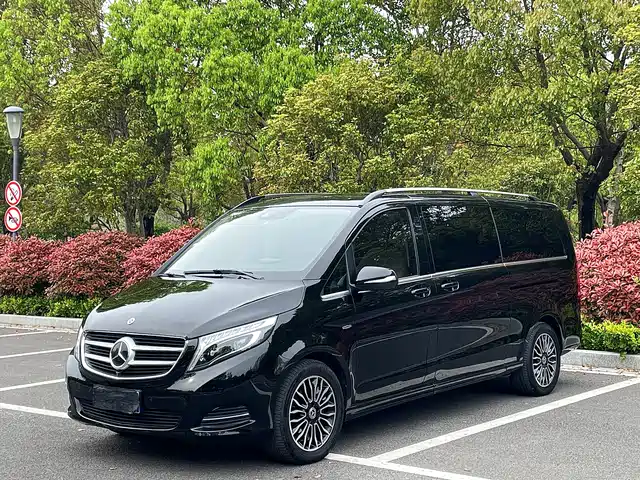 MERCEDES-BENZ V CLASS