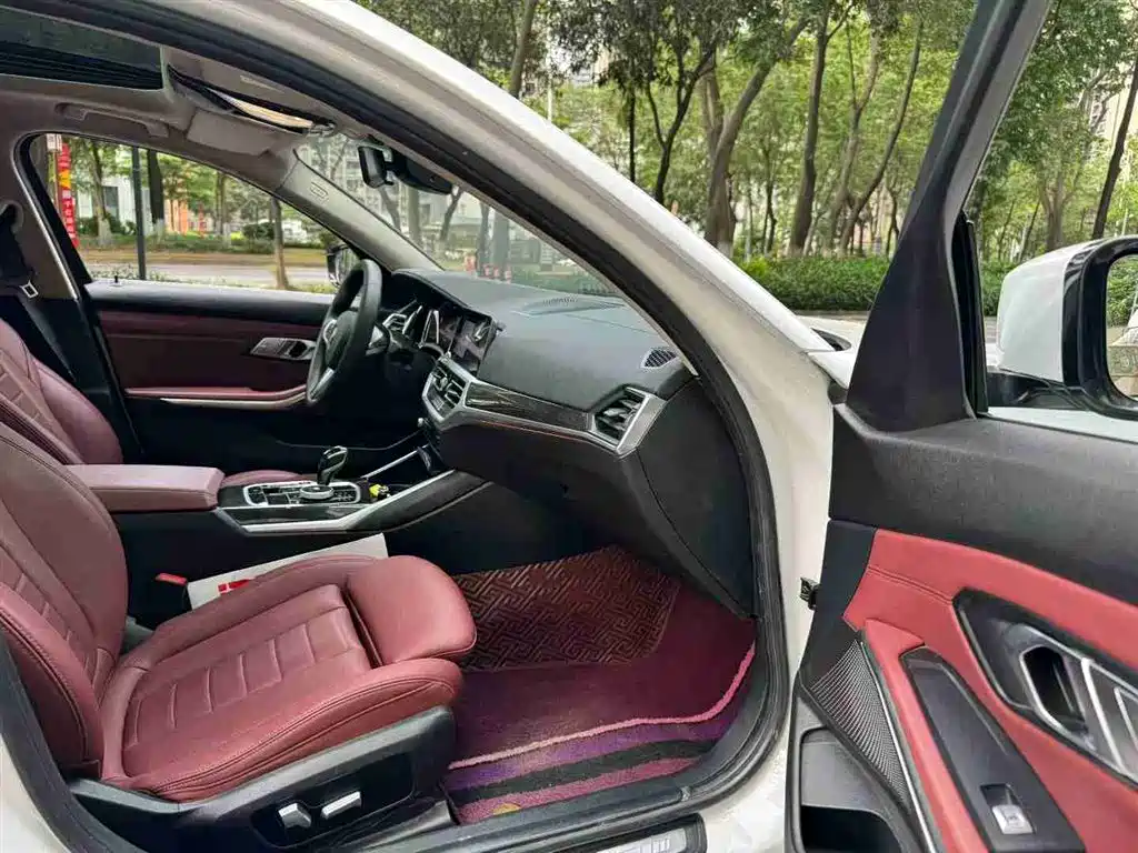 BMW 3 Series 2021 325Li M Sport Package фото 8