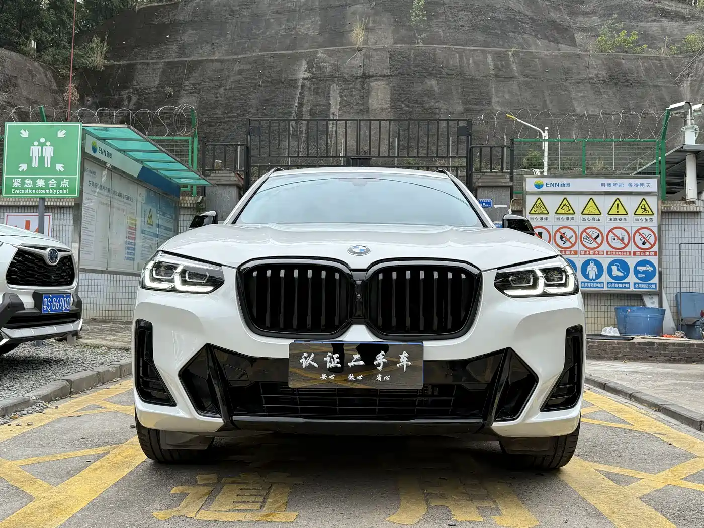 BMW X3 2023 xDrive30i Premium M Night Package фото 3