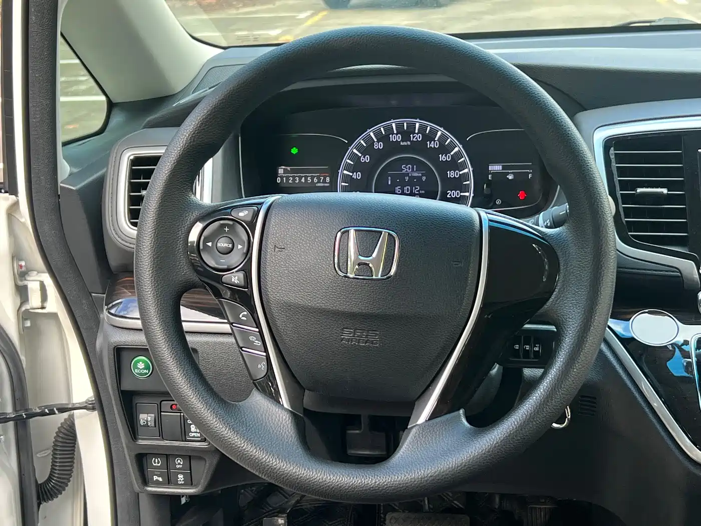 Фото 9 - Honda Odyssey