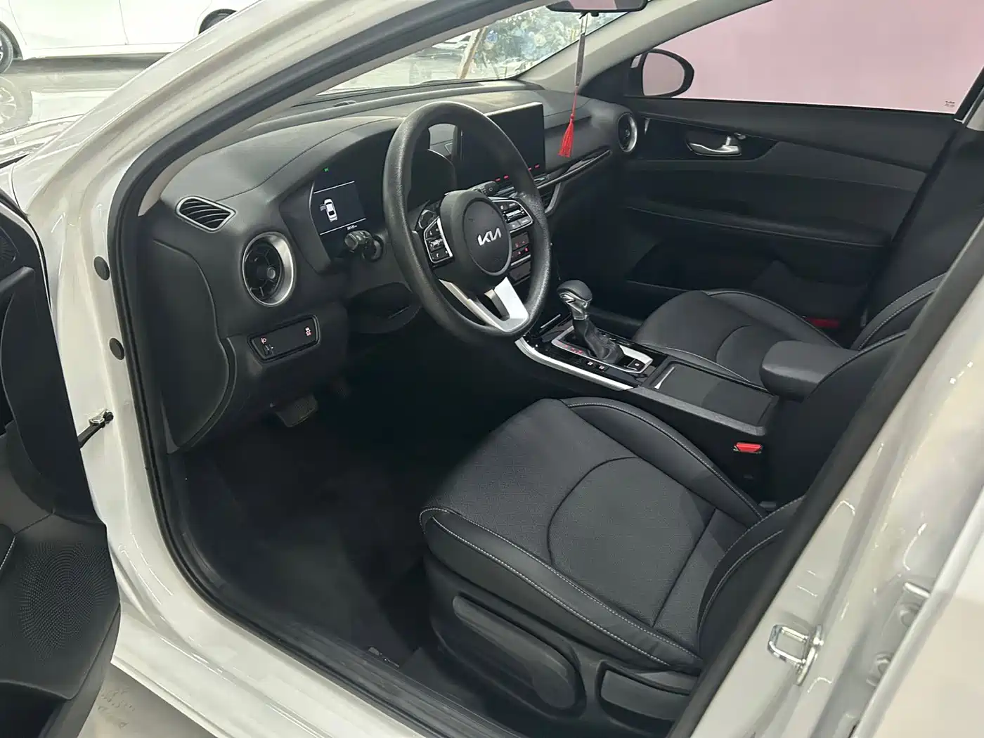Kia K3 2022 2021 Facelift 1.5L CVT Fashion Edition