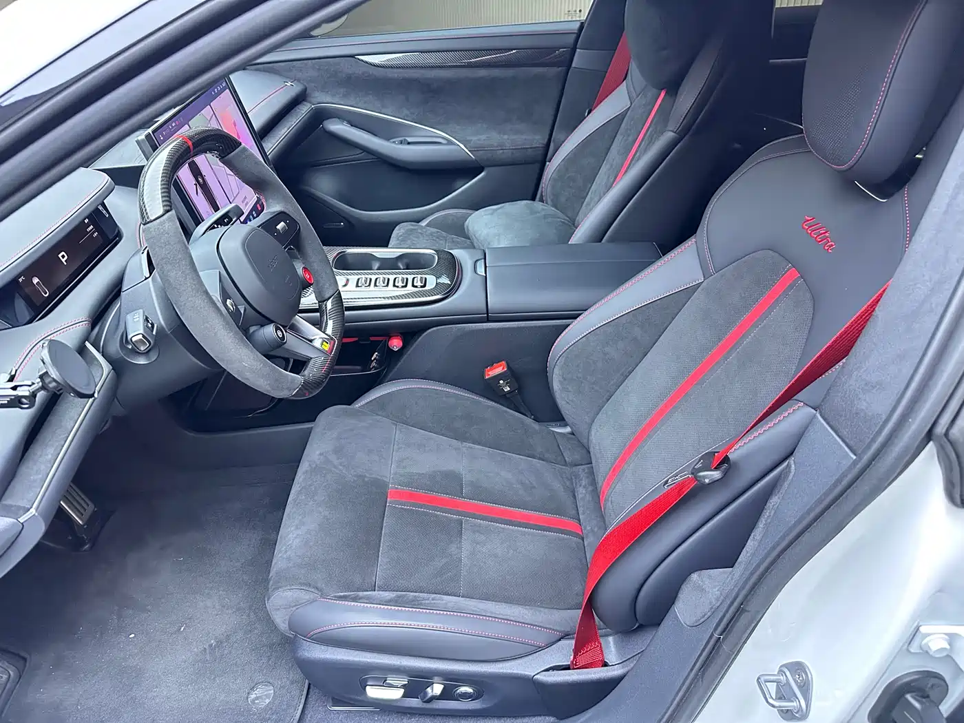 XIAOMI CAR XIAOMI SU7 ULTRA