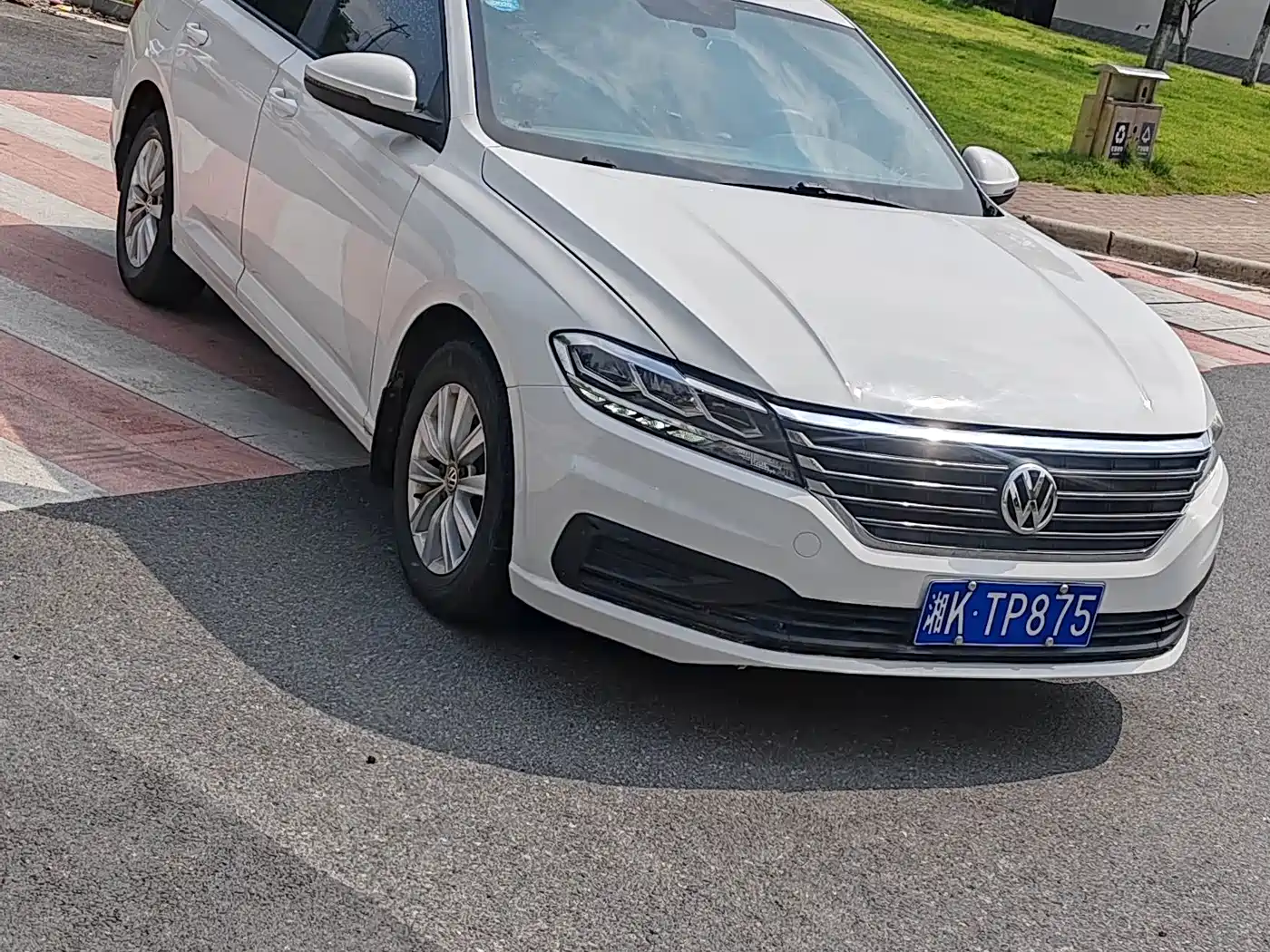 Photo 3 - Volkswagen Lavida