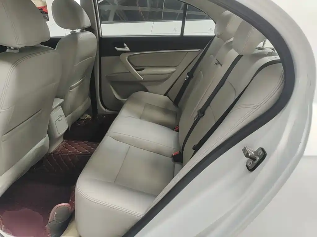 Geely Emgrand 2015 2014 Sedan 1.5L Manual Elite