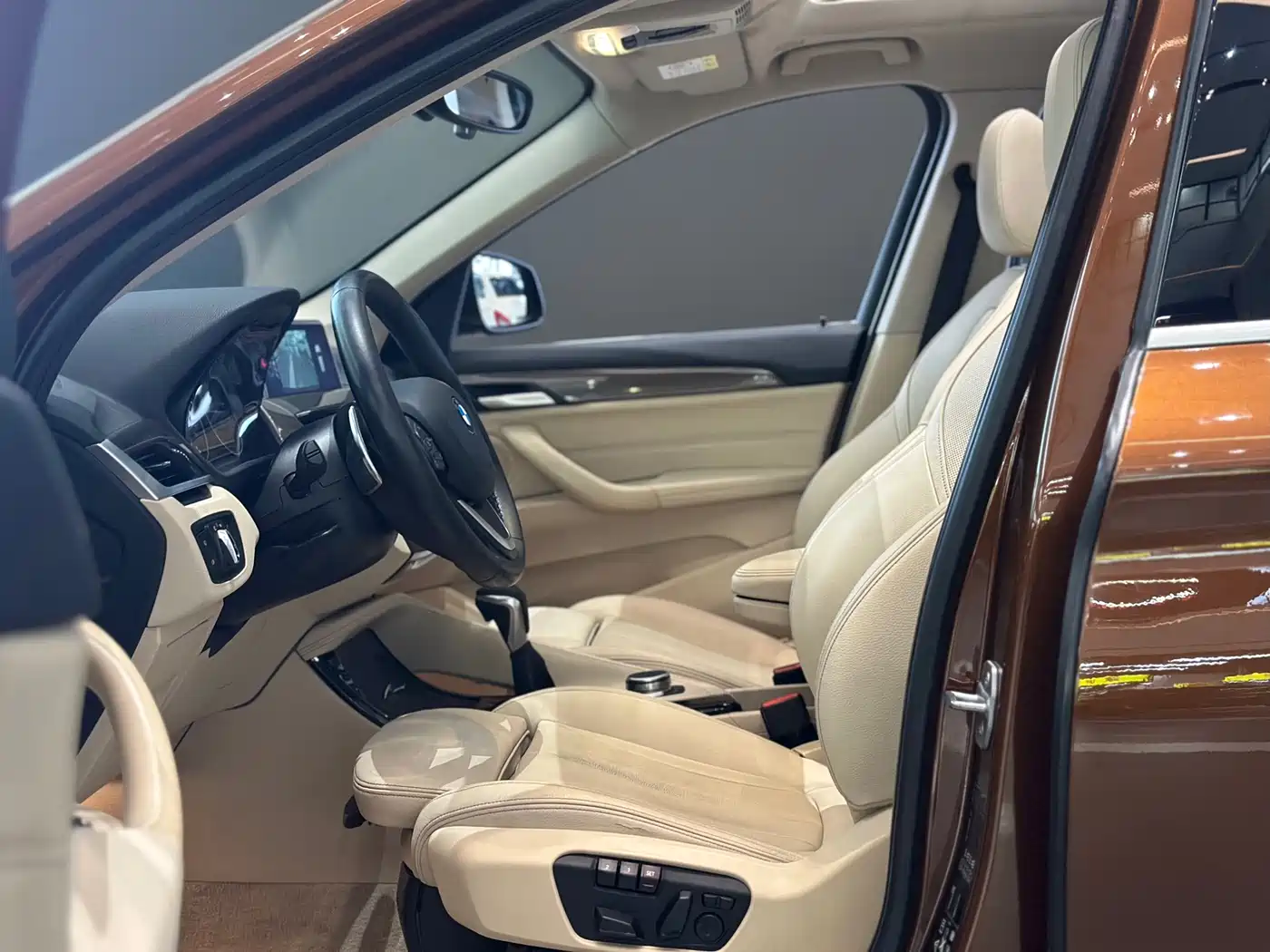 BMW X1 2018 xDrive25Li Luxury Model фото 9