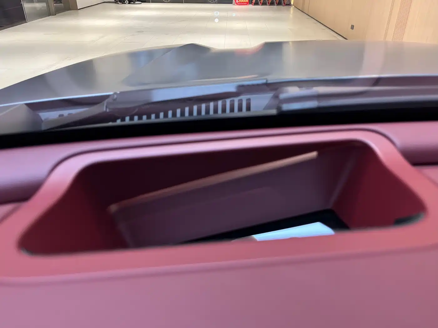 TANK TANK 700 NEW ENERGY