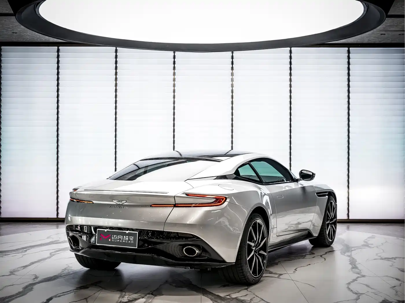 Aston Martin DB11 2018 2019 Model 4.0T V8 Coupe