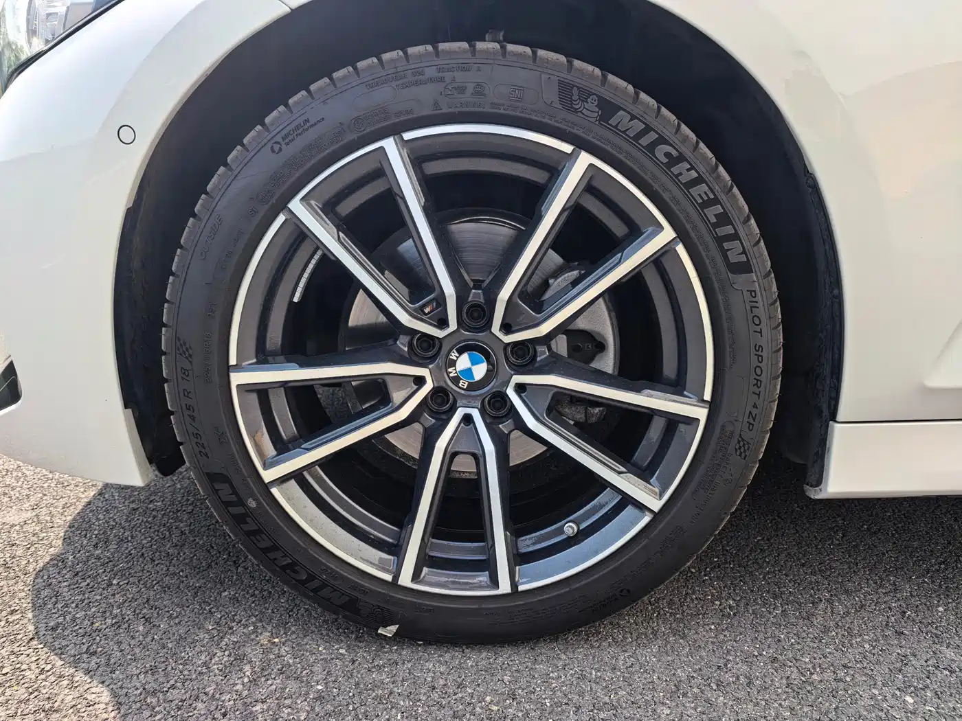 BMW 3 Series 2025 325Li M Sport Package фото 4
