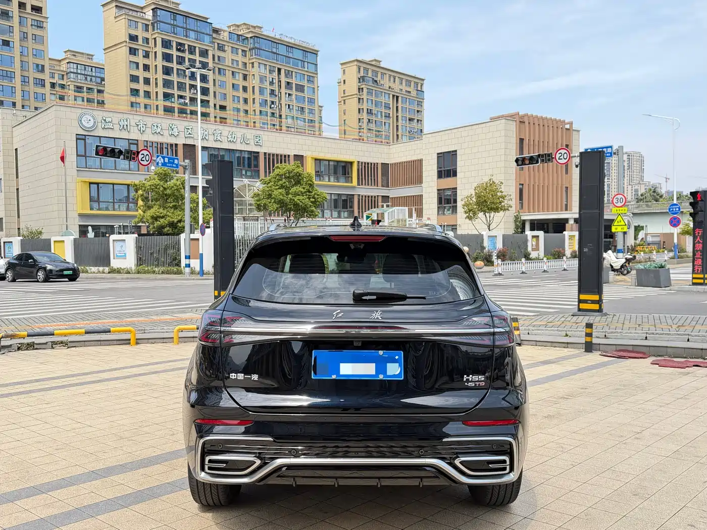 Hongqi HS5 2023 2.0T Flag Enjoy Pro Edition фото 15