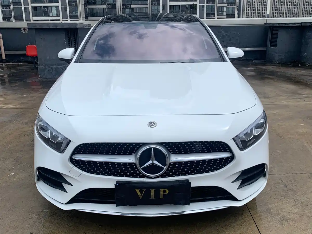 Mercedes-Benz A-Class 2021 A 200 L Sport Sedan Fashion Edition фото 2