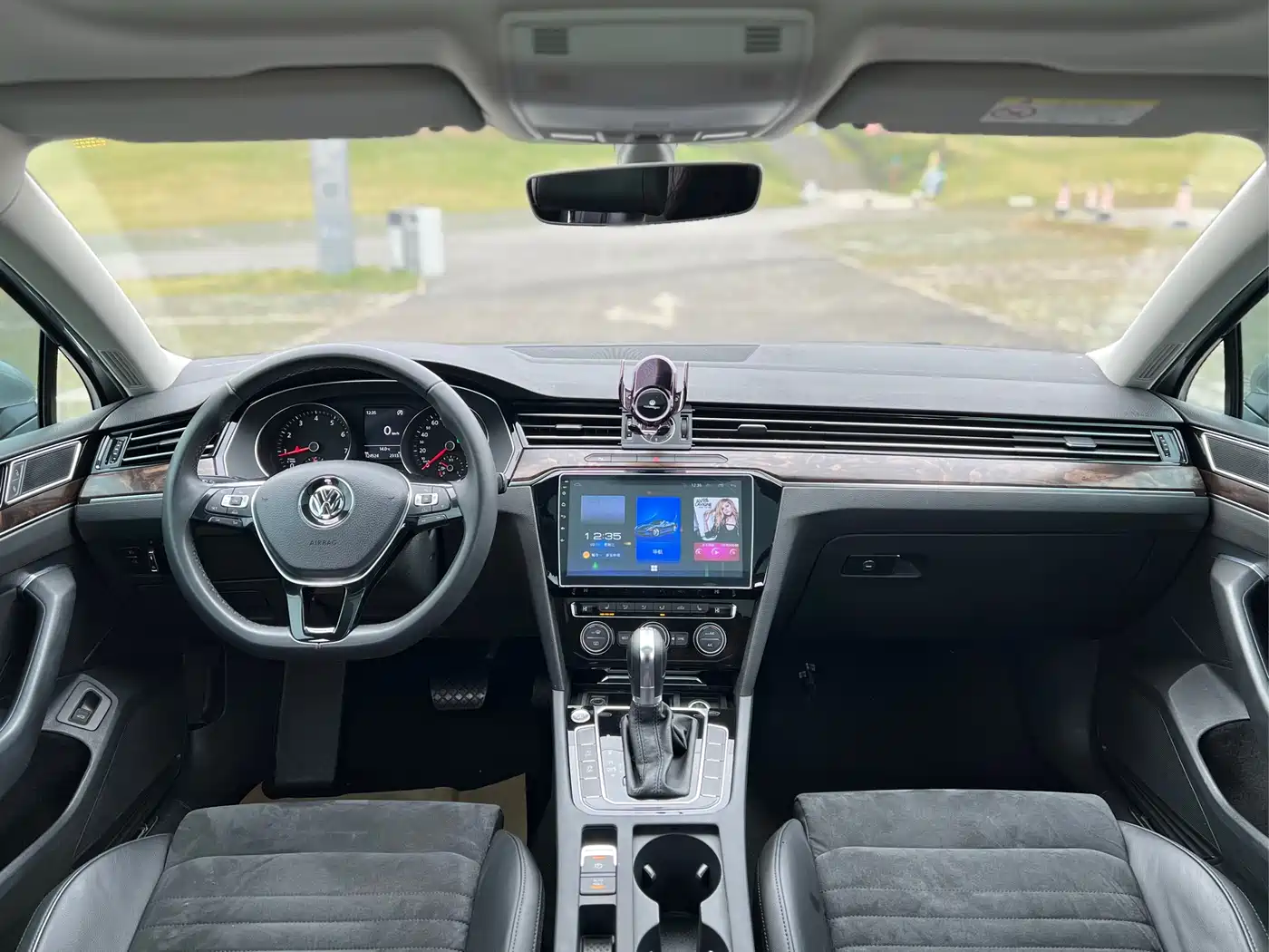 Volkswagen Magotan 2017 330TSI DSG Luxury фото 17