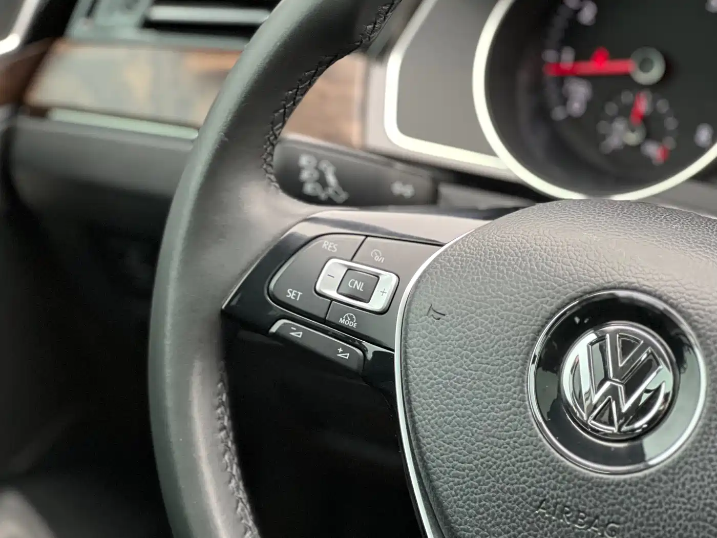 Volkswagen Magotan 2017 330TSI DSG Luxury фото 23