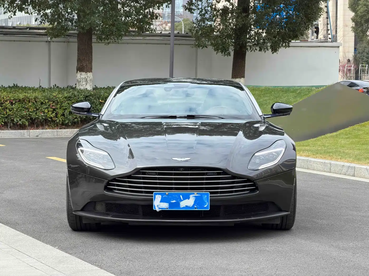 Aston Martin DB11 2018 2019 Model 4.0T V8 Coupe