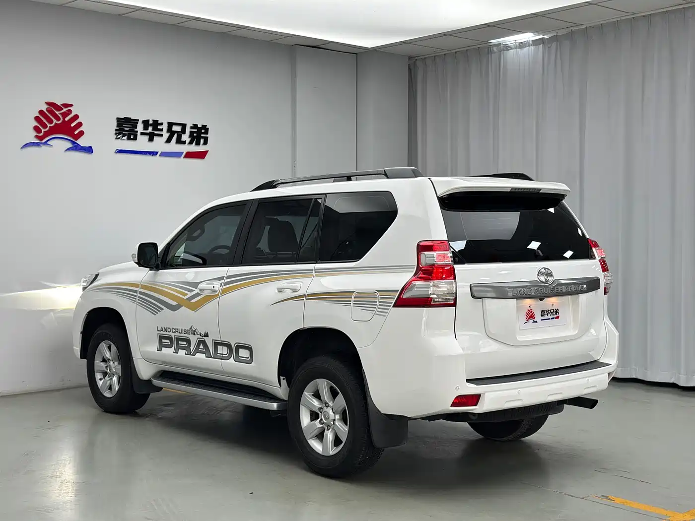Toyota Prado 2016 3.5L Auto TX-L фото 11