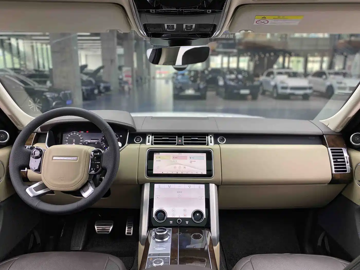 Фото 8 - Land Rover Range Rover