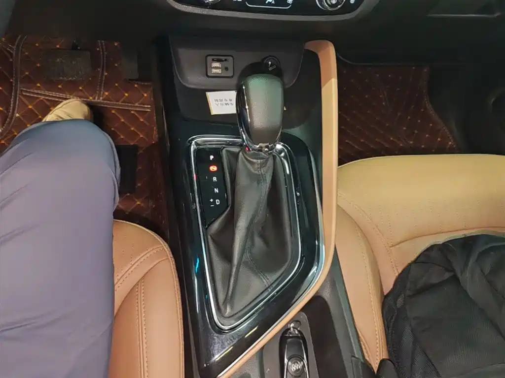 BUICK GL6