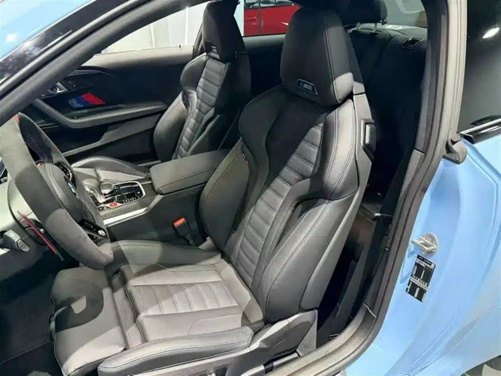 BMW M2 2024 M2 фото 8
