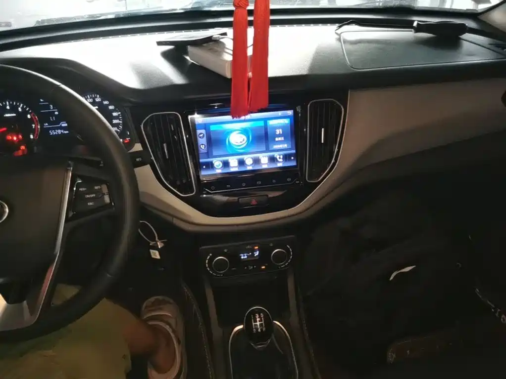 FAW Senya R7 2017 2017 Model 1.6L Manual Comfort