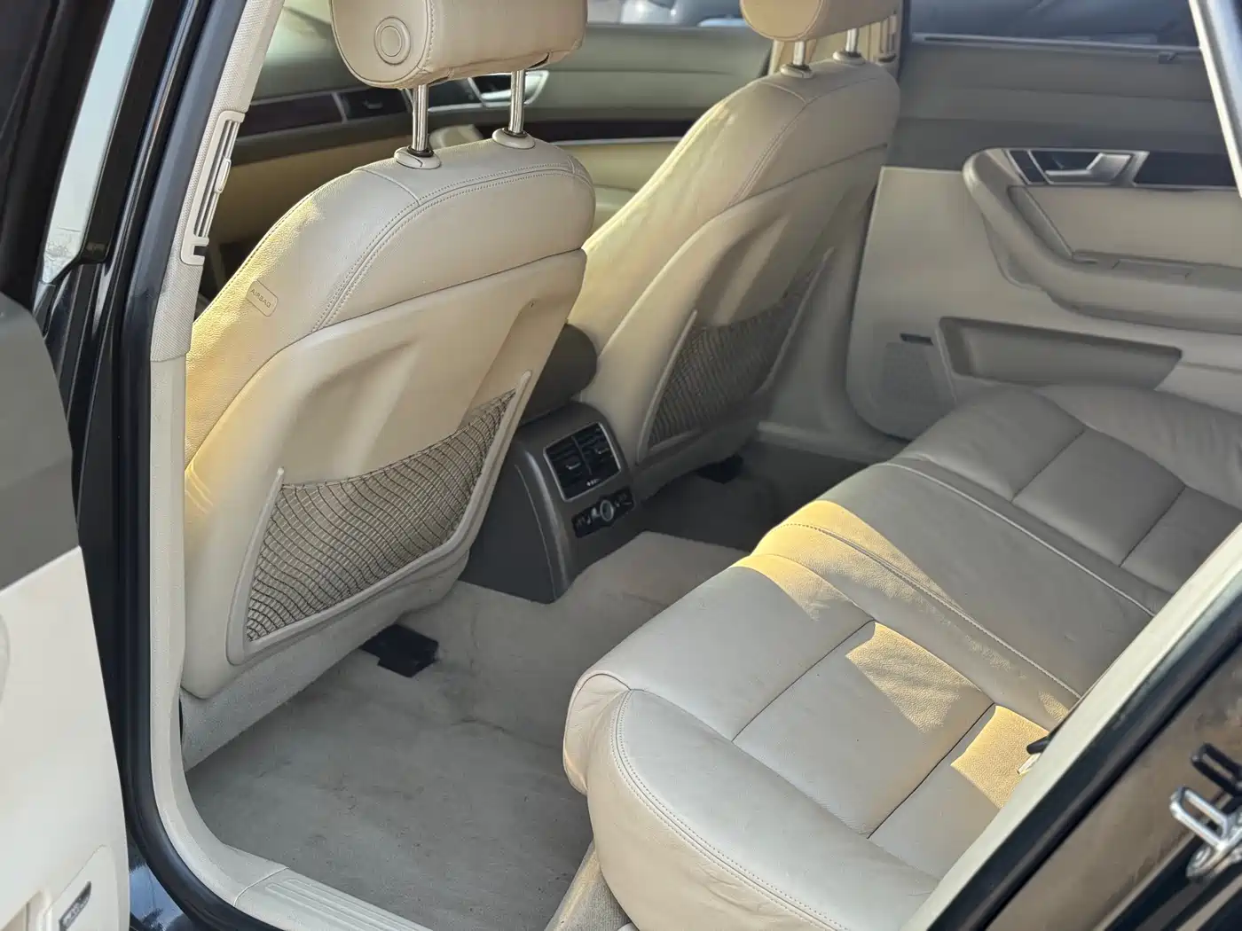 Audi A6L 2011 Model 2.4L Luxury фото 6