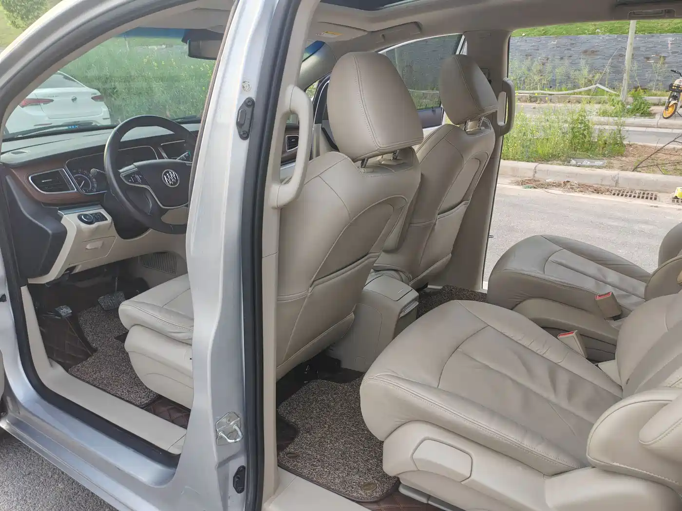 Buick GL8 2017 25S Luxury China V фото 13