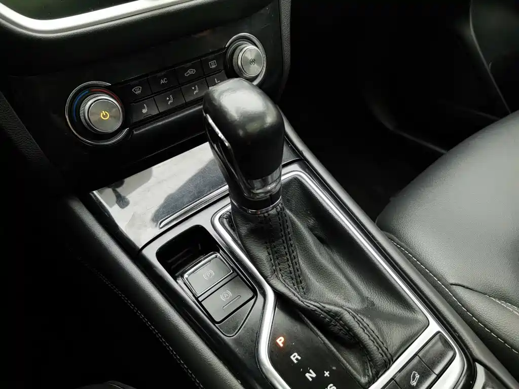 Roewe RX3 2019 2018 1.6L CVT Flagship