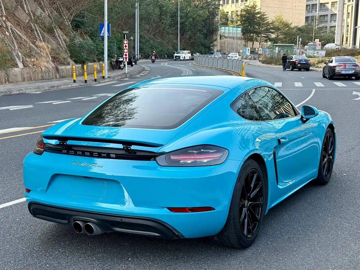 Porsche 718 2018 Cayman 2.0T фото 13