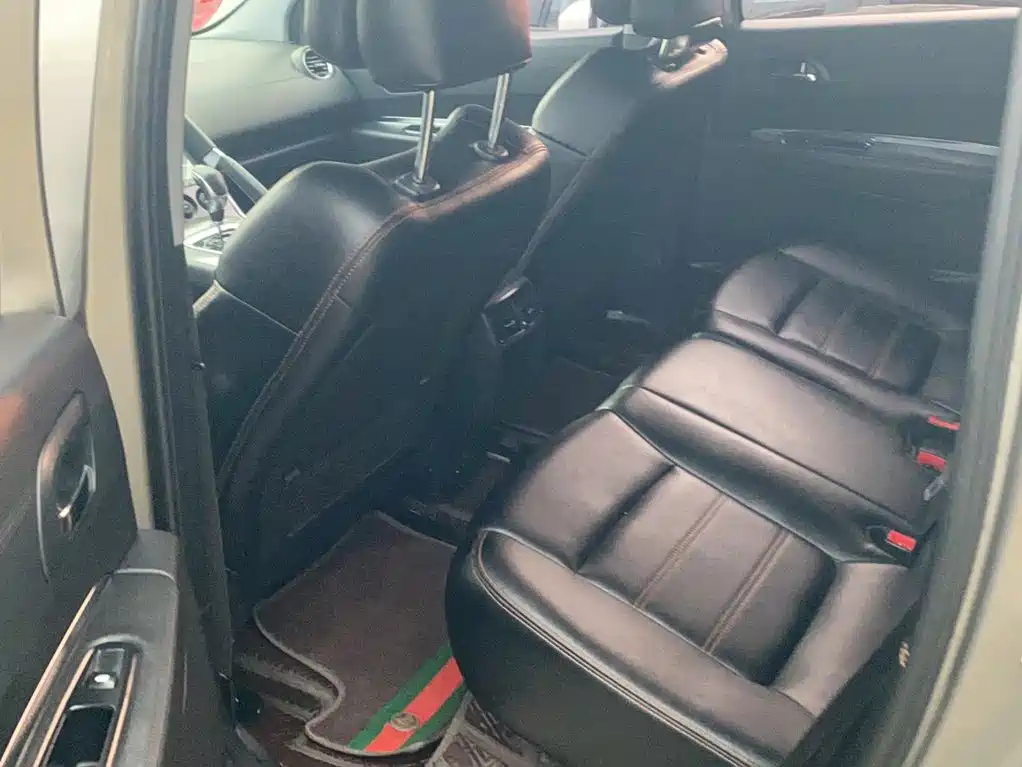 Peugeot 3008 2017 2016 2.0L Automatic Classic Edition