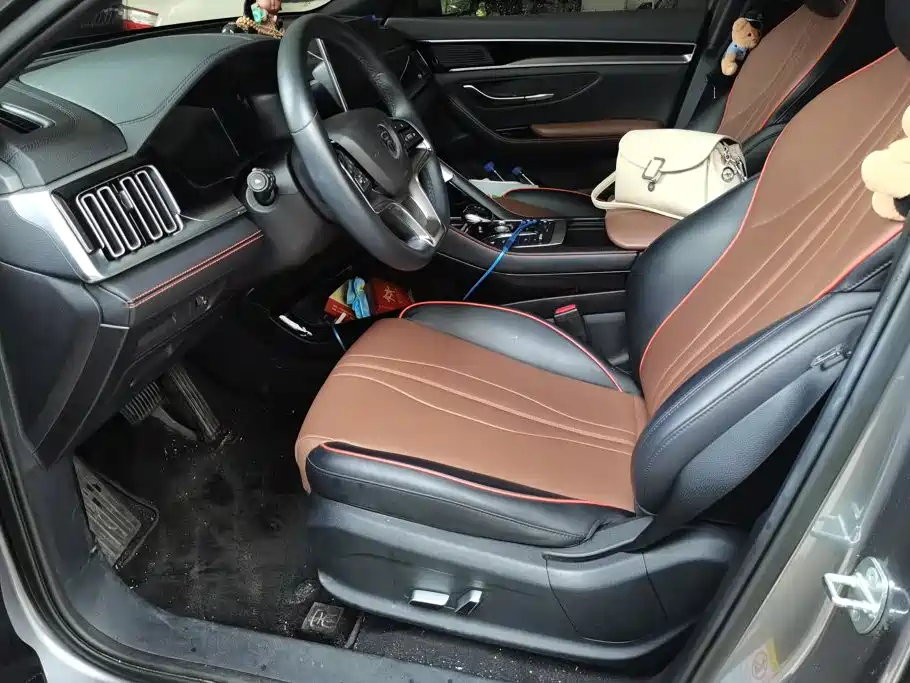 Фото 9 - BYD Song PLUS