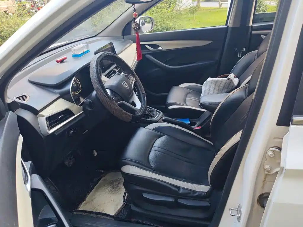 Baojun 360 2020 2019 1.5L CVT Elite (China VI)