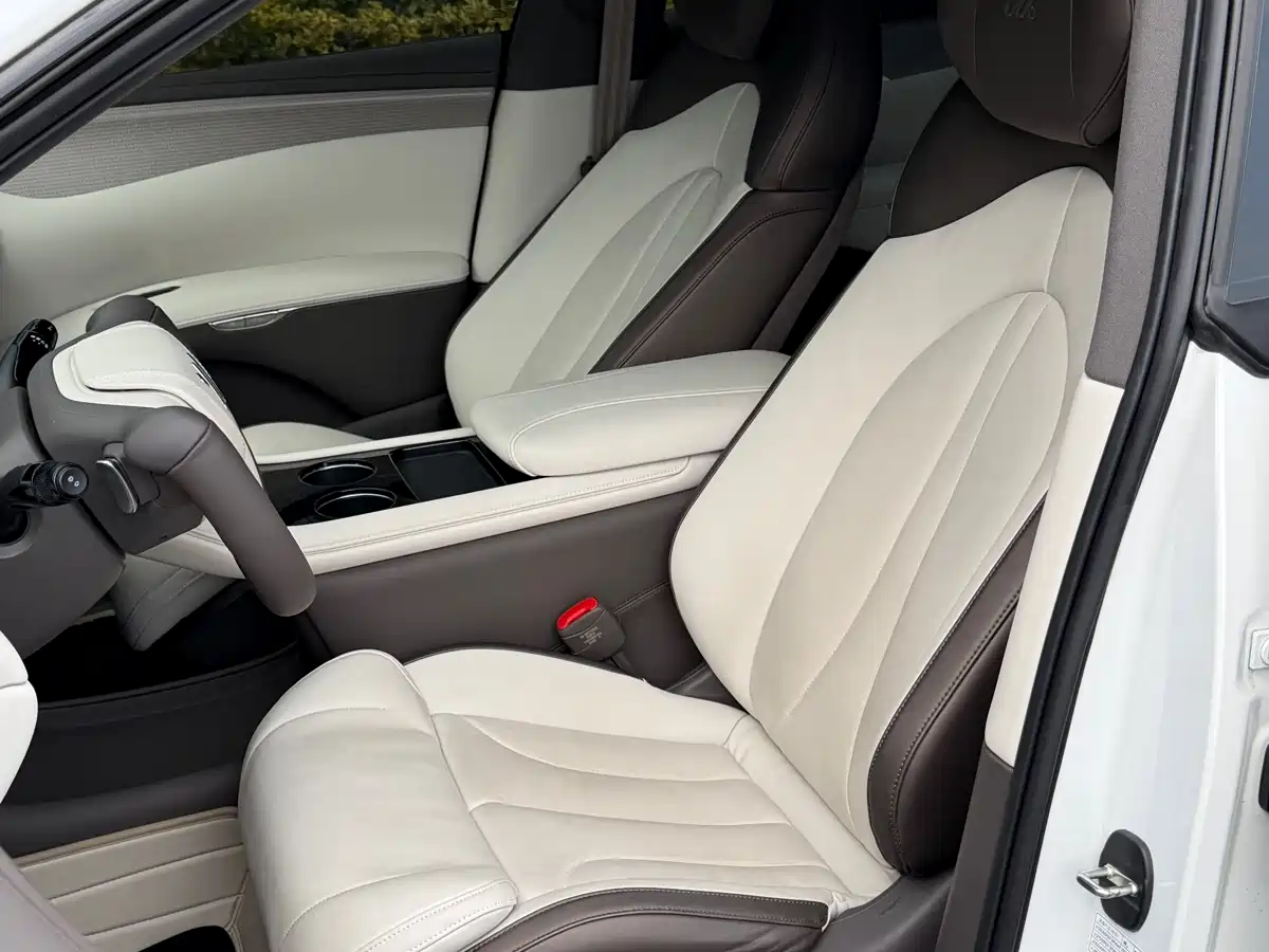 ZHIJI AUTOMOBILE ZHIJI LS7