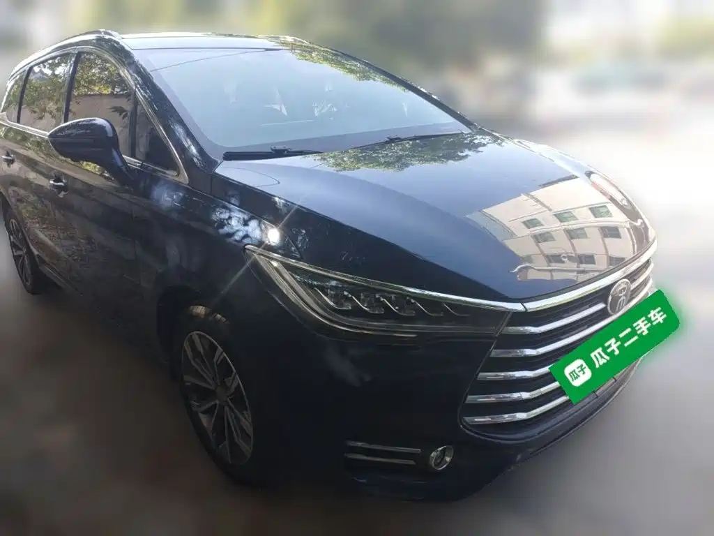 Фото 3 - BYD Song MAX