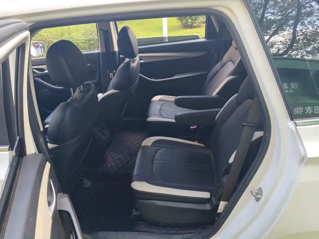 Baojun 360 2020 2019 1.5L CVT Elite (China VI)