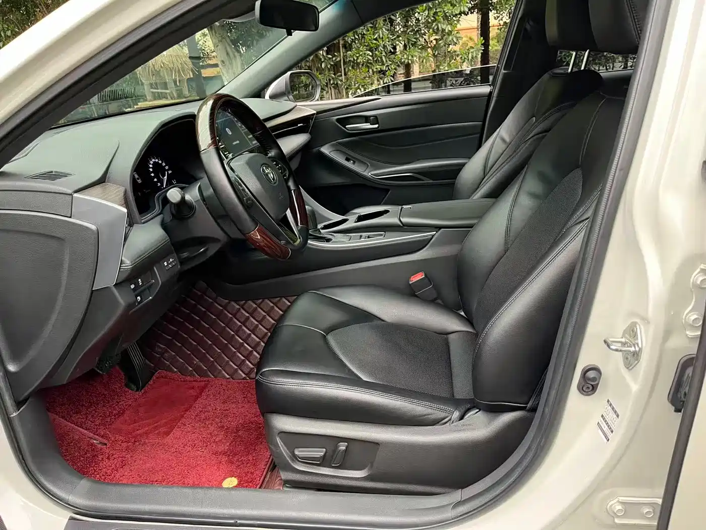 Toyota Avalon 2019 2.0L Progressive Edition (China VI) фото 4