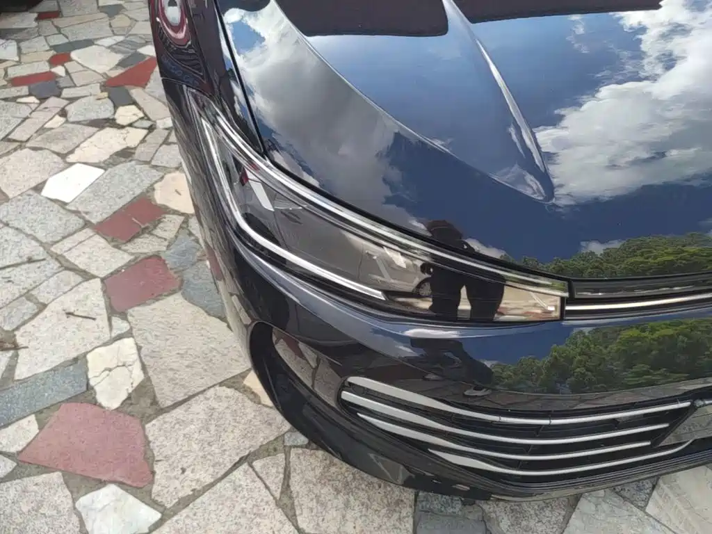 Volkswagen Passat 2025 2025 Pro 380TSI Dragon Glory Edition