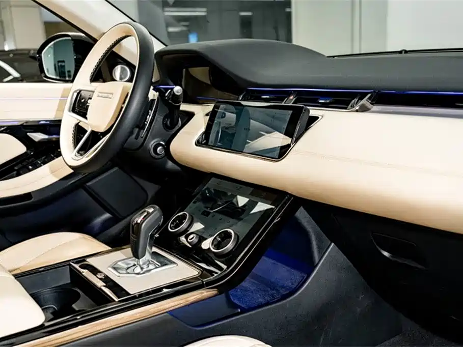Land Rover Range Rover Evoque 2023 Range Rover Evoque L 249PS Premium Luxury Edition фото 19